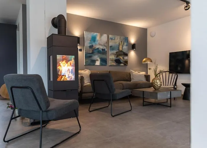 Freistehendes Renkenmühle Näher Kann Man Am Wasser Nicht Wohnen Сasa de vacaciones