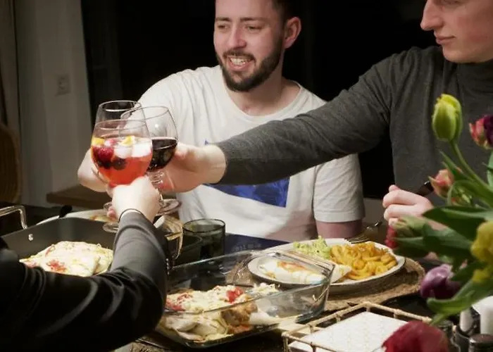 Freistehendes Renkenmühle Näher Kann Man Am Wasser Nicht Wohnen