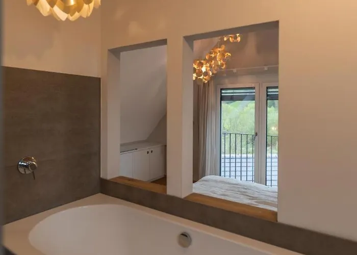 Freistehendes Renkenmühle Näher Kann Man Am Wasser Nicht Wohnen * Eberbach (Hohenlohe)